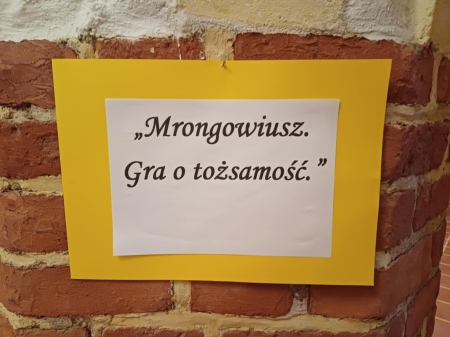 ''Mrongowiusz. Gra o tożsamość''
